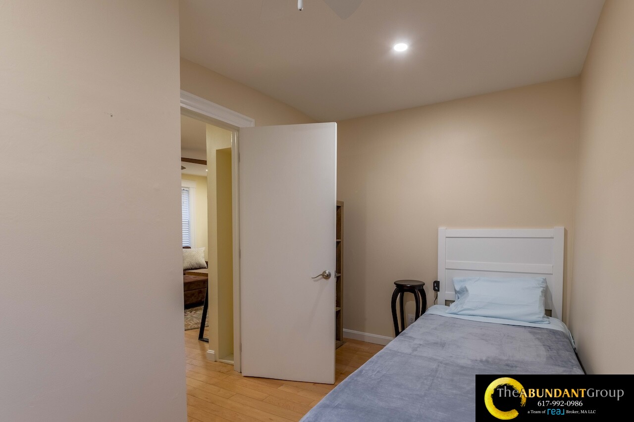 227 Hurley St, East Cambridge