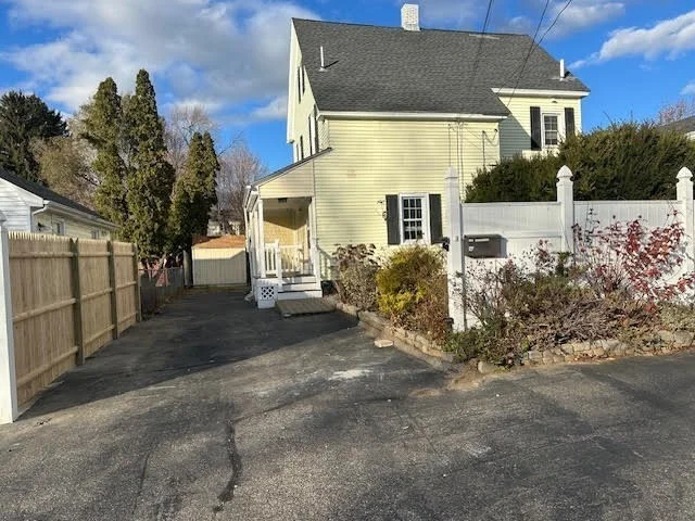 633 Plantation St, Worcester