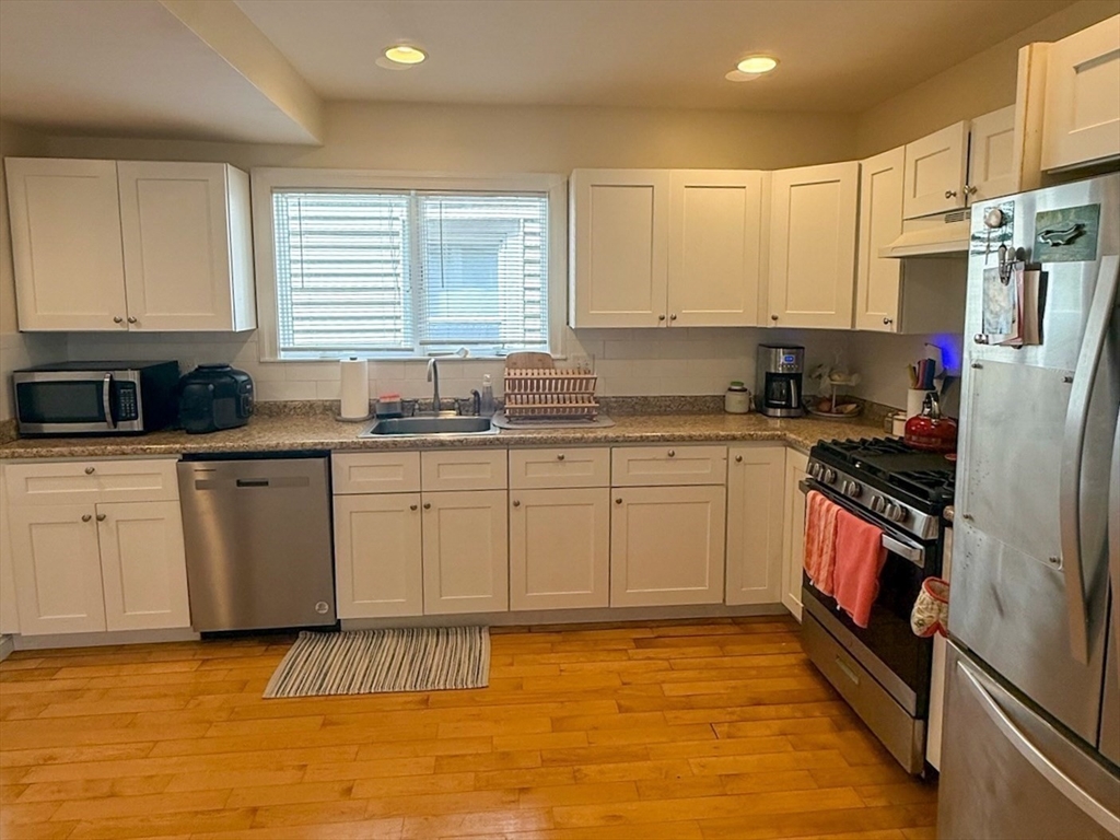 7 Dell St, East Somerville