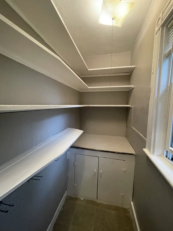 5 Sunset St, Mission Hill