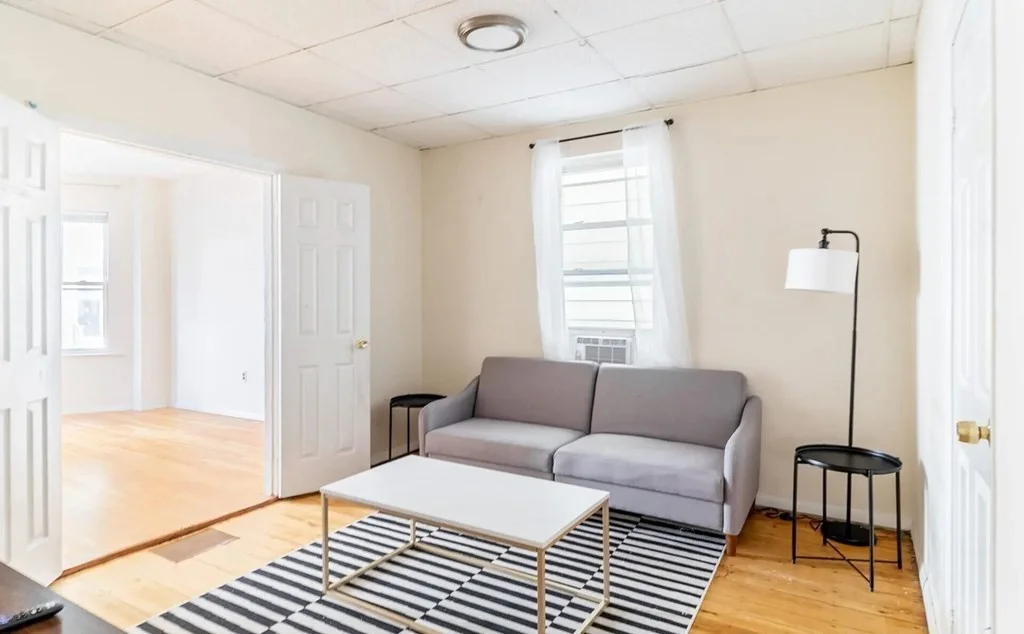 20 Howell St, Dorchester