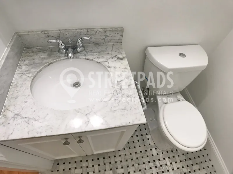 55 Langdon St, Neighborhood Nine