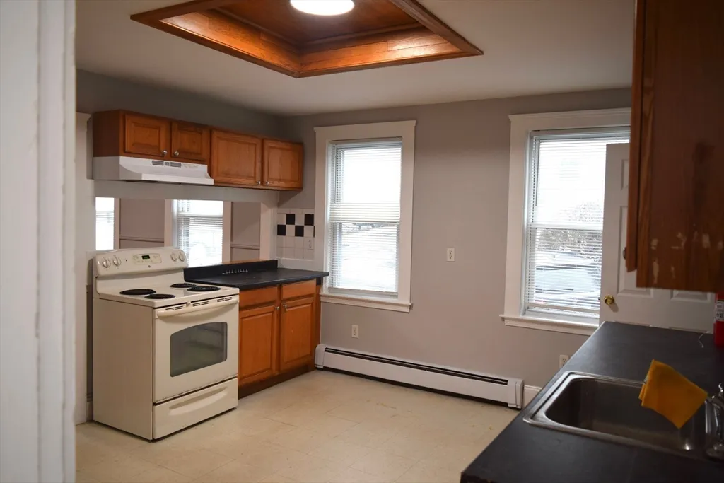 12 Arthur Ave, Quincy