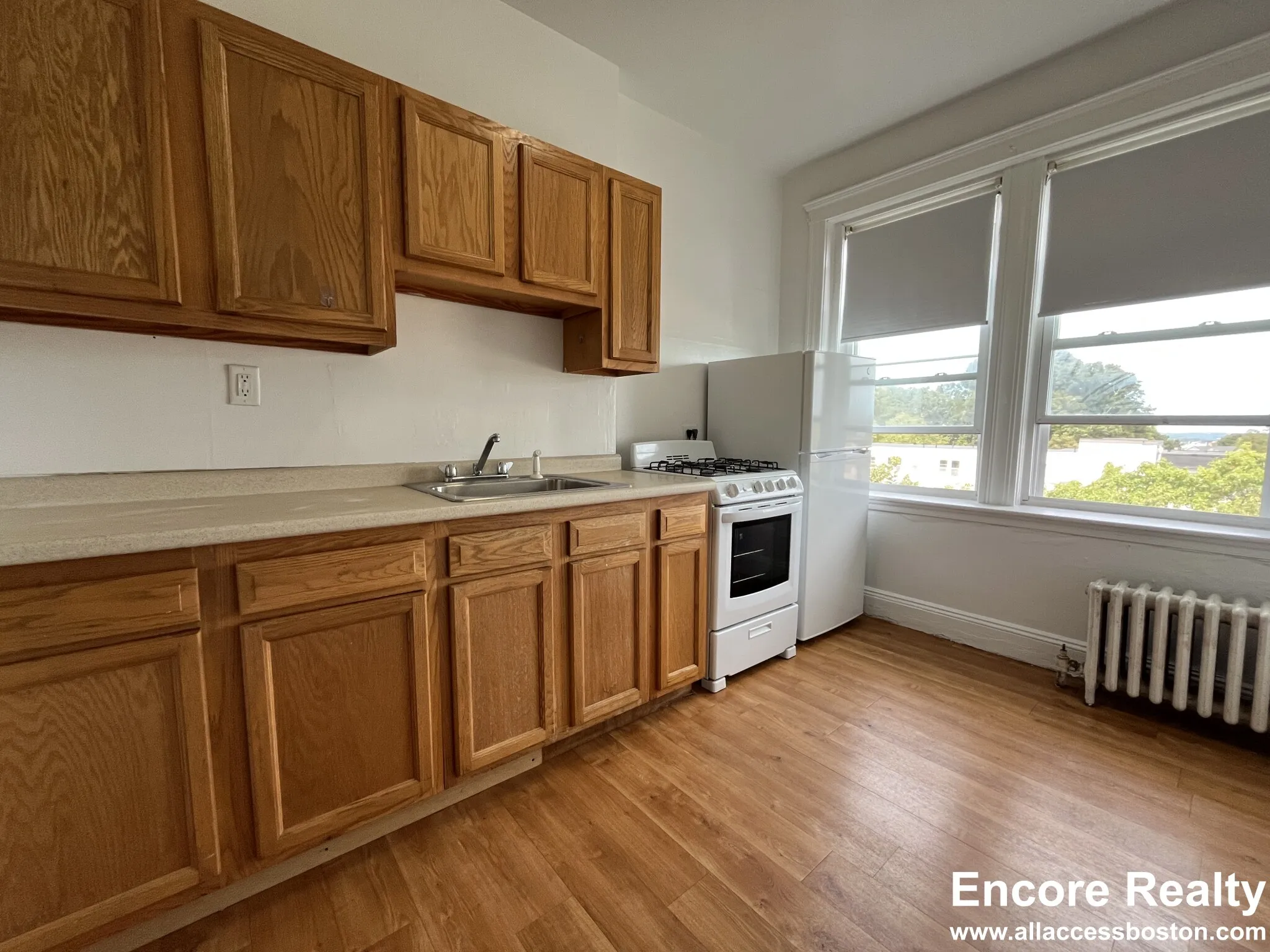 1687 Commonwealth Ave, Brighton