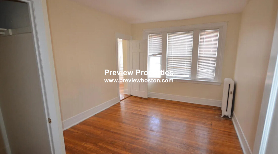 244 Kelton St, Brighton