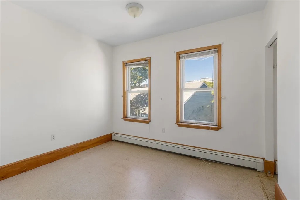 237 Webster Ave, Wellington-Harrington