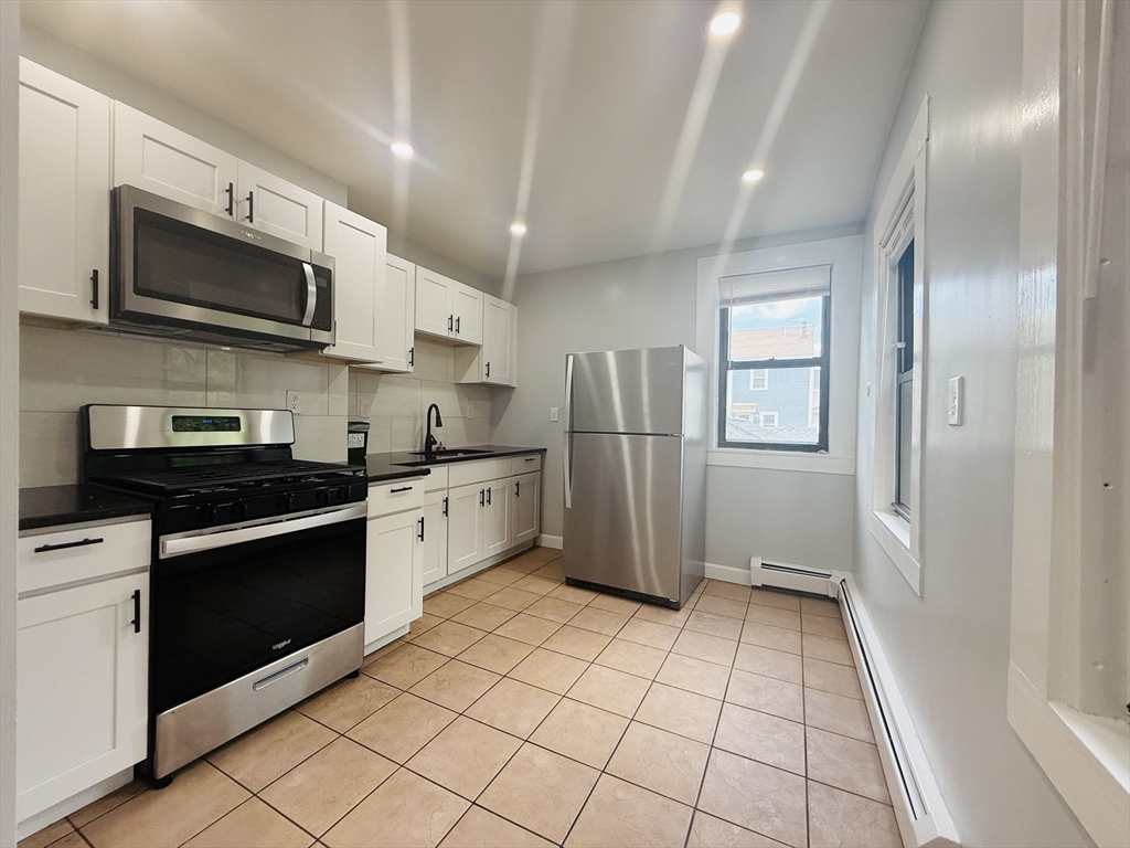 183 Windsor St, The Port