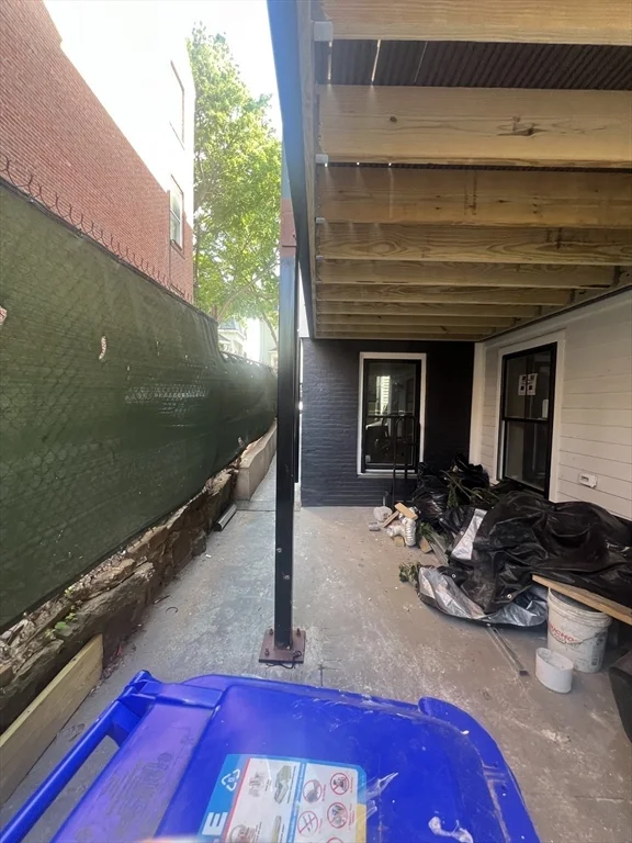 395 W 4th St, South Boston