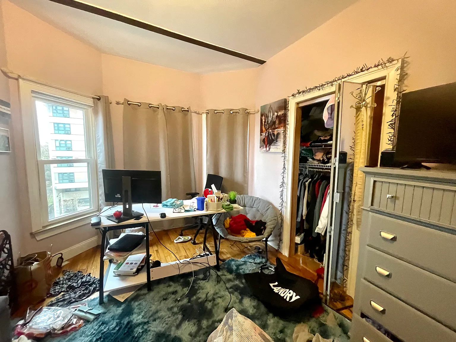 1031 Tremont St, South End