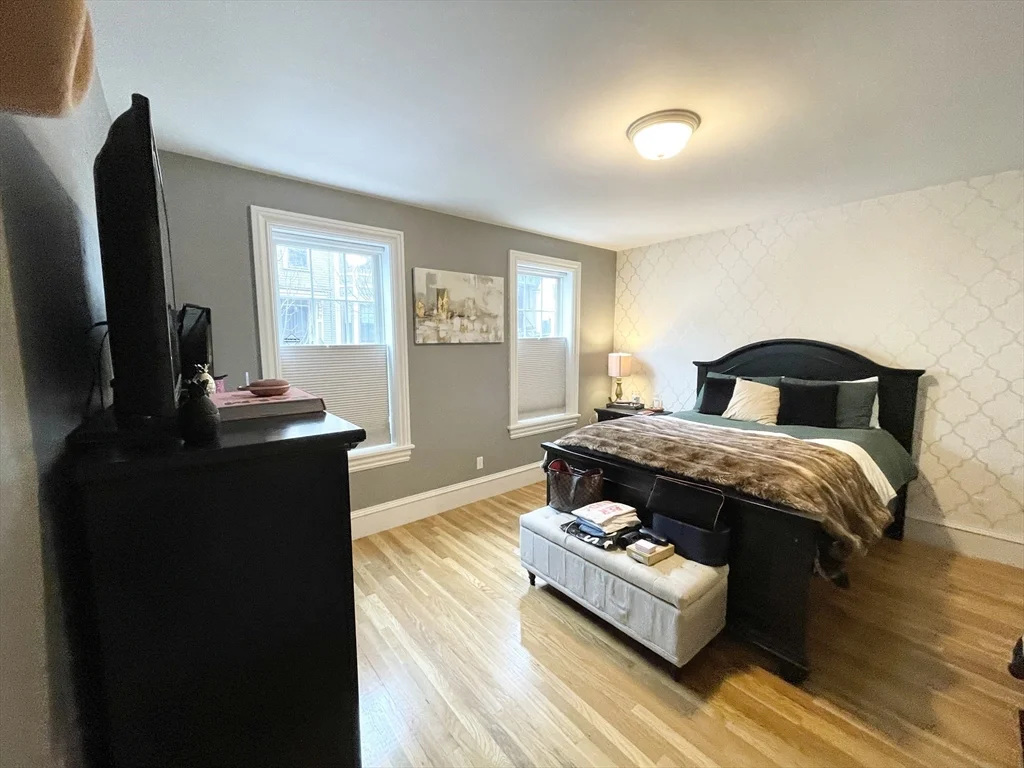 27-29 Telegraph, South Boston