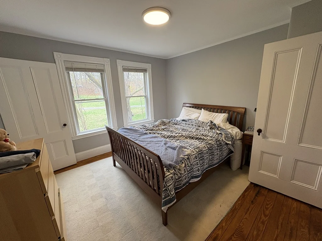 2 Willow Ter, Newton