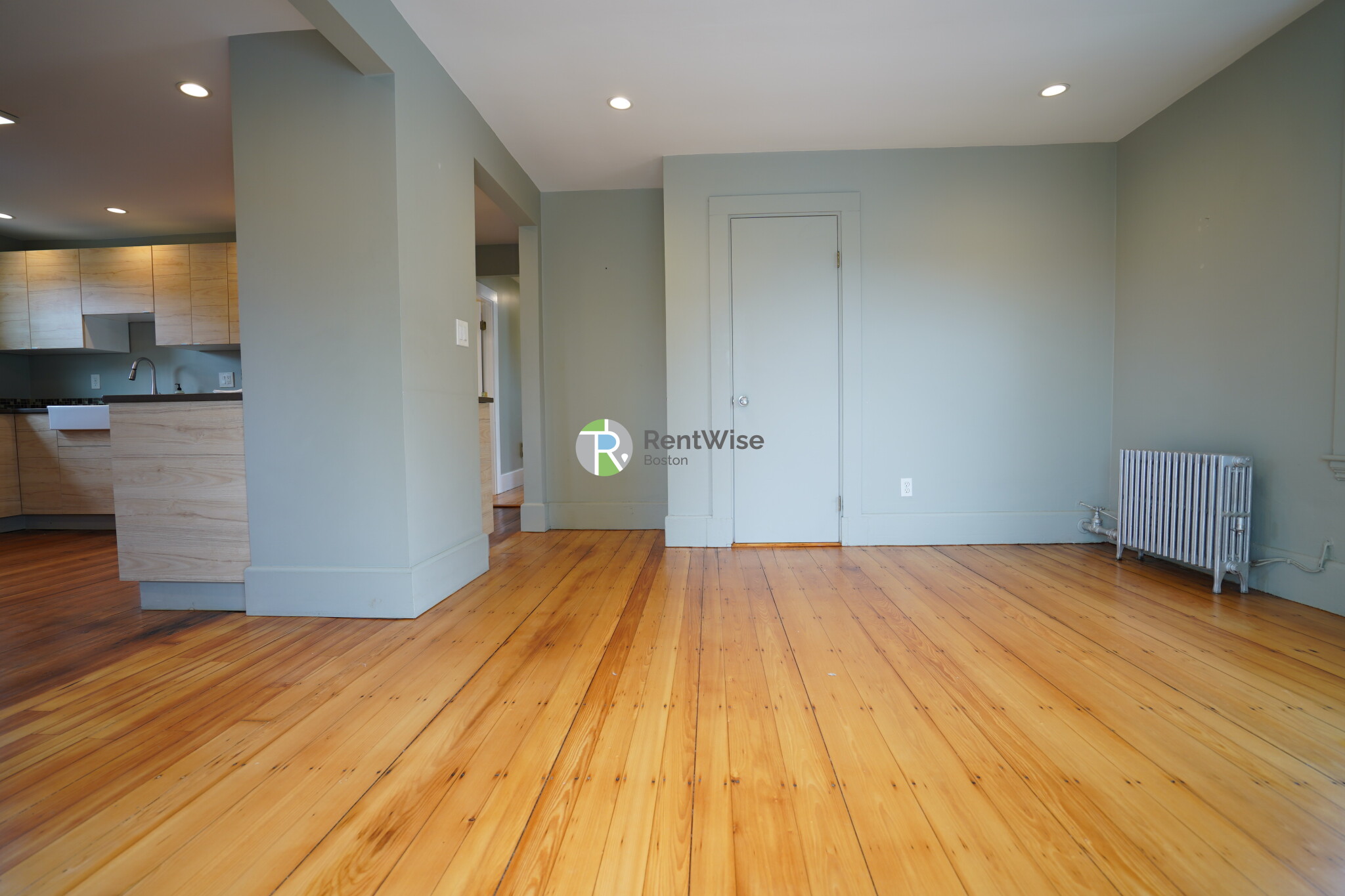 21 Plainfield St, Jamaica Plain