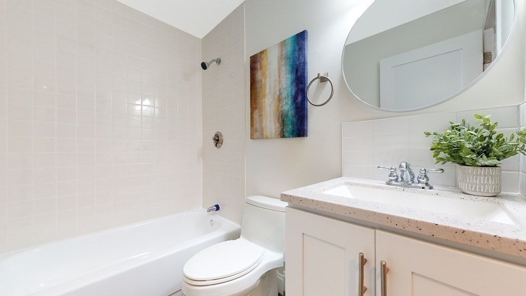 255 Beacon St, Somerville