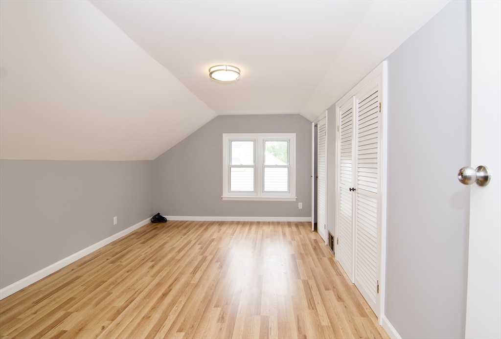 63 Grandview St, East Forest Park