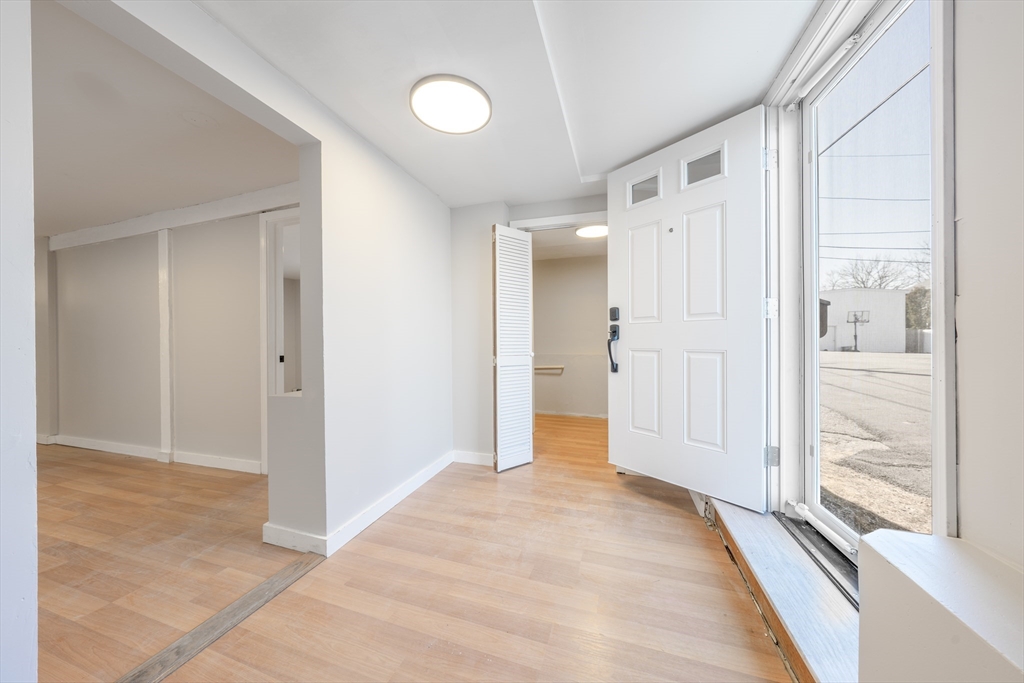 19 Loring Rd, Revere