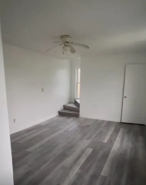 1116 N Main St, Fall River