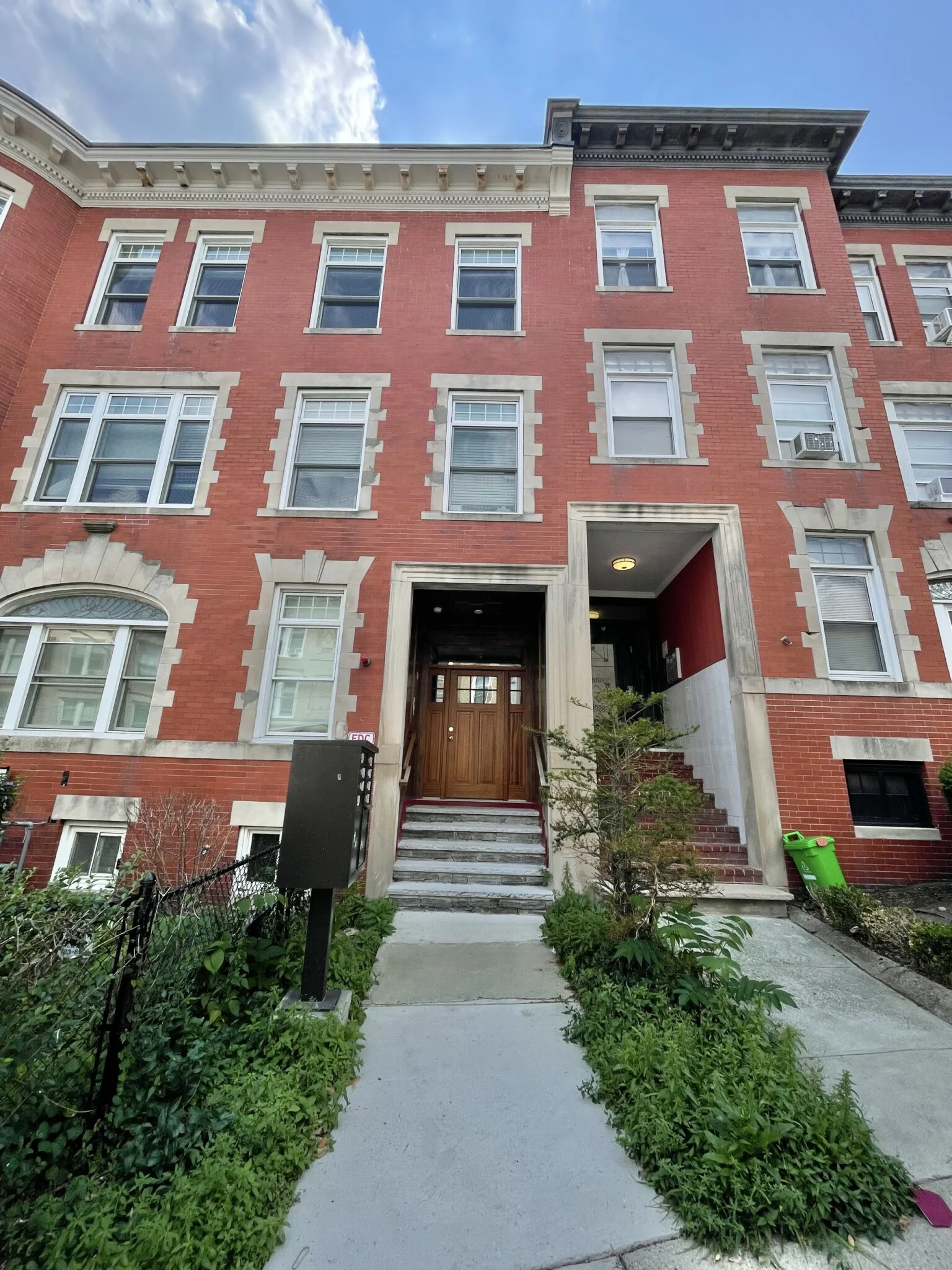 14 Mount Hood Rd, Brighton