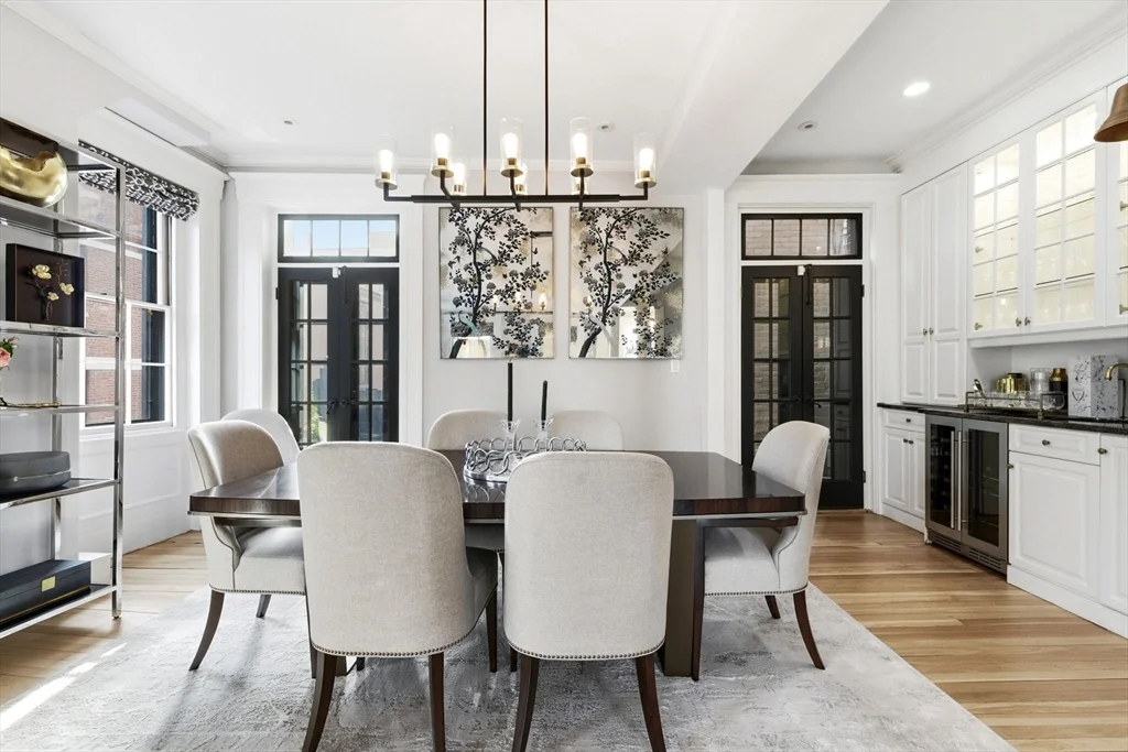 50 River St, Beacon Hill