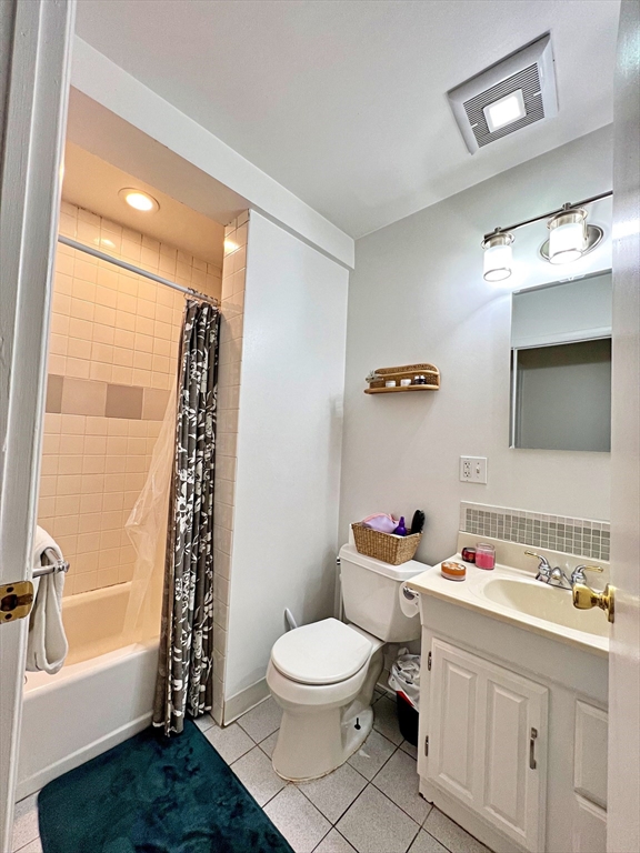 418 Sumner St, East Boston