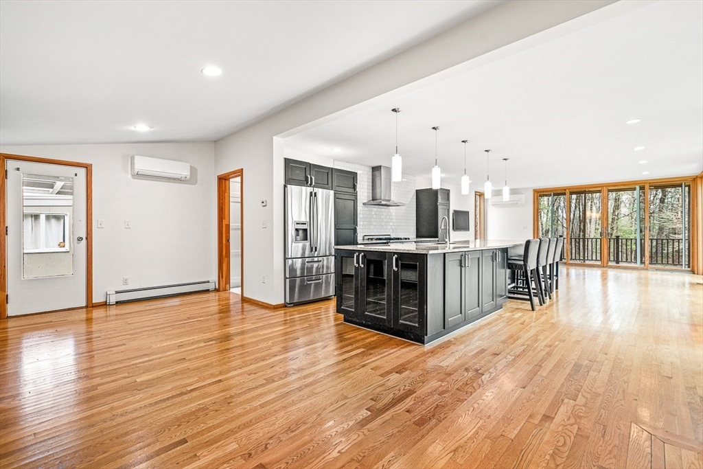 583 Gay St, Westwood