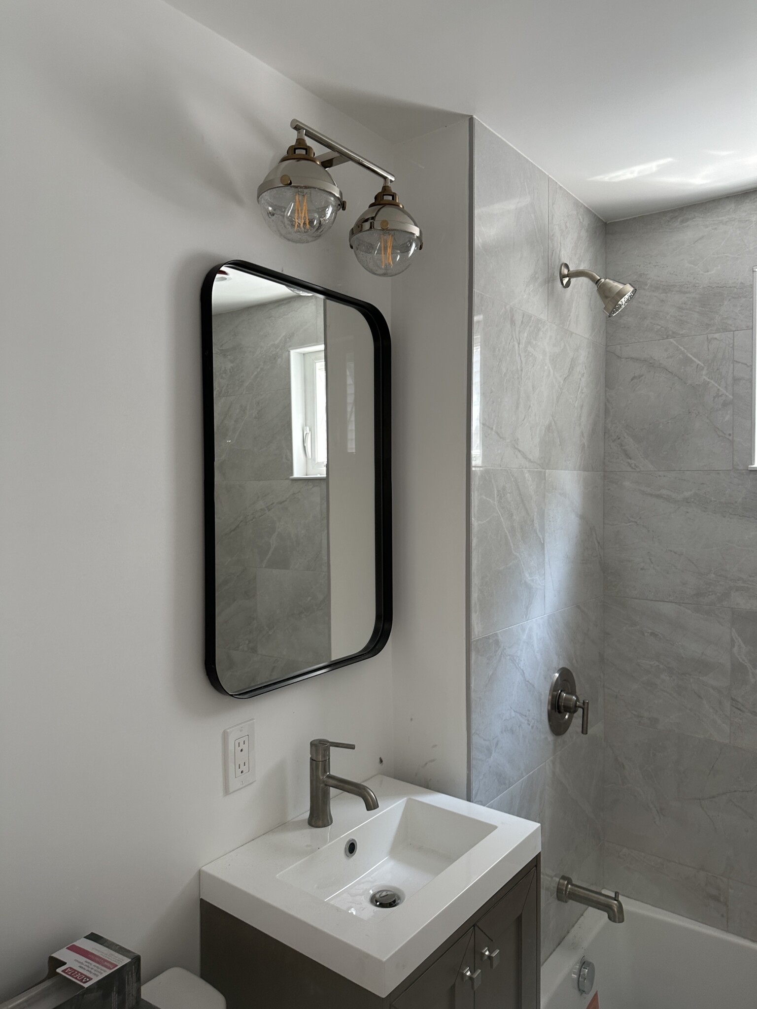 55 Lowell St, Spring Hill