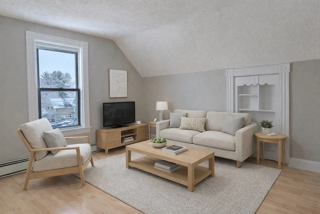 21 John St, Attleboro