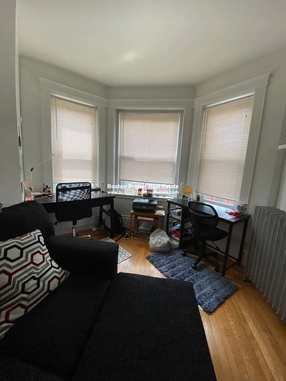 64 Hemenway St, Fenway