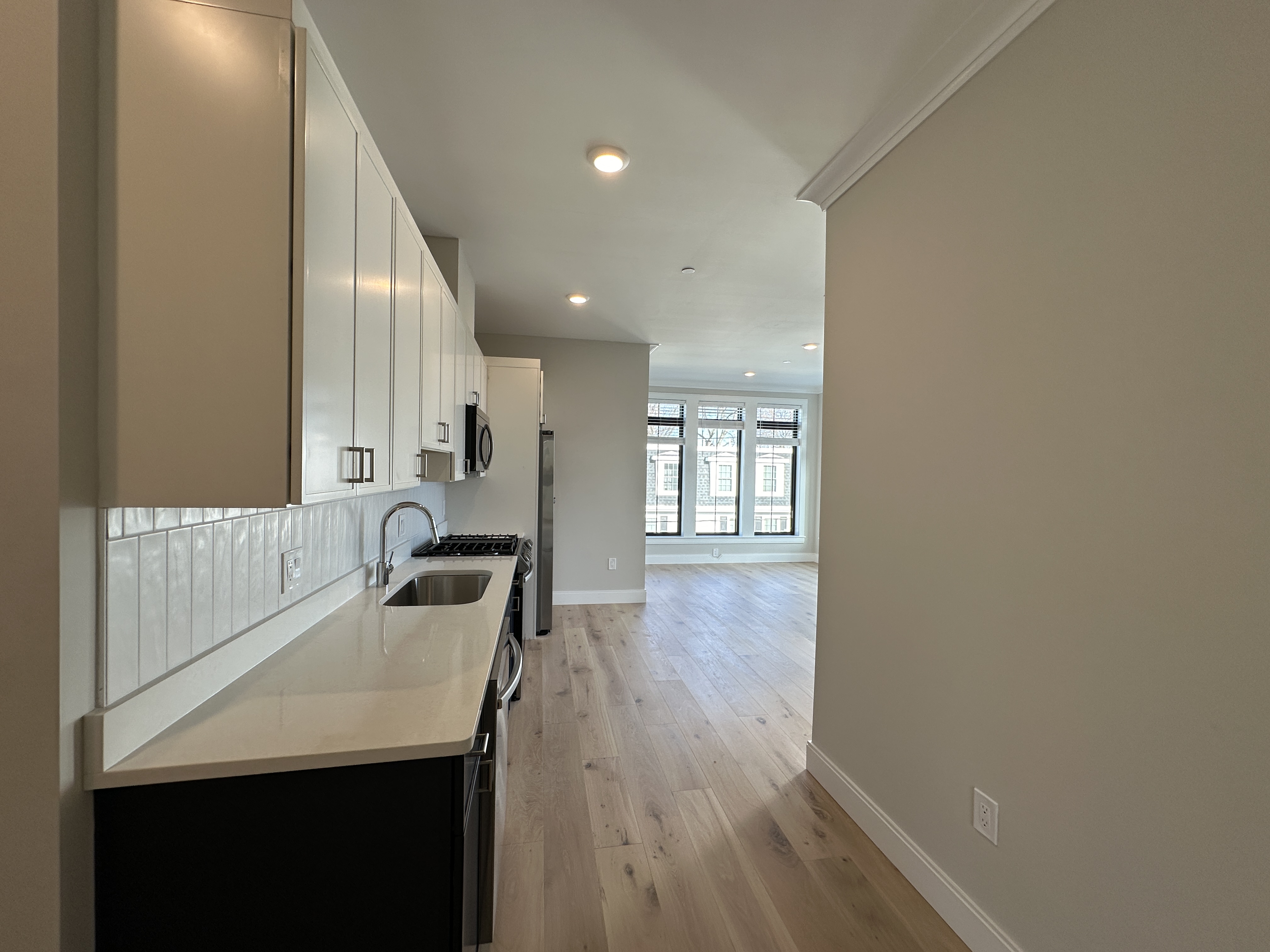 157 Everett St, Allston