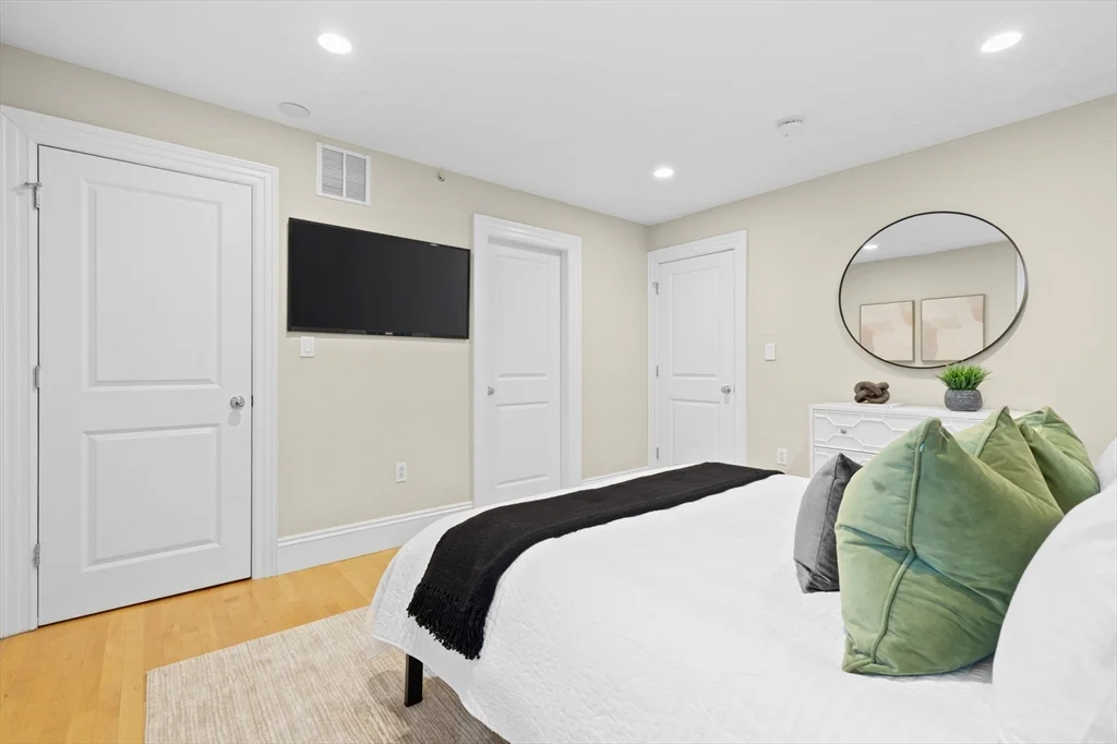 80 Worcester St, South End