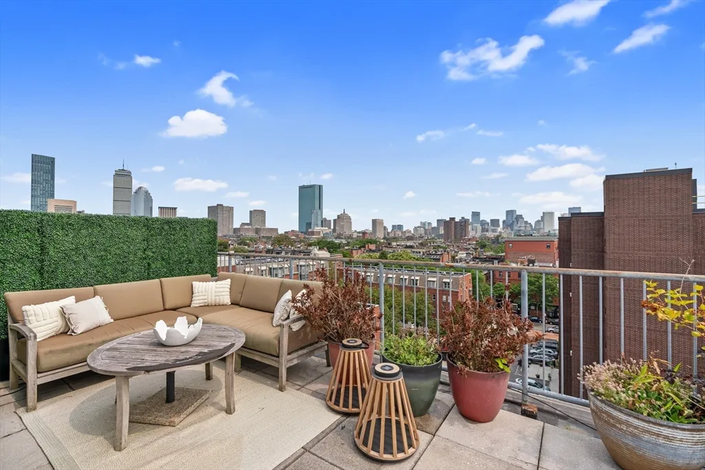 1721 Washington St, South End