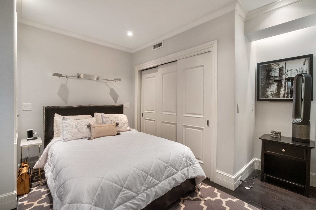 163 Marlborough St, Back Bay