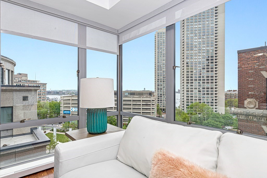 80 Broad, Waterfront