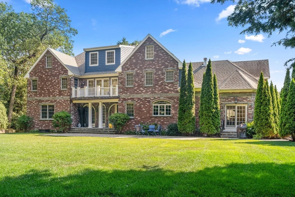 66 Forest Ave, Newton