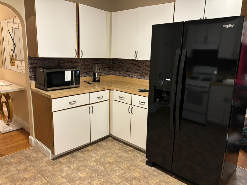 714 Truman Hwy, Hyde Park