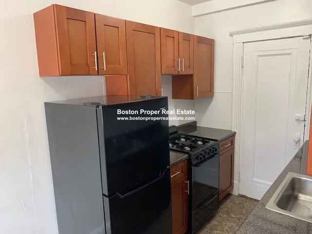 231 Park Dr, Fenway