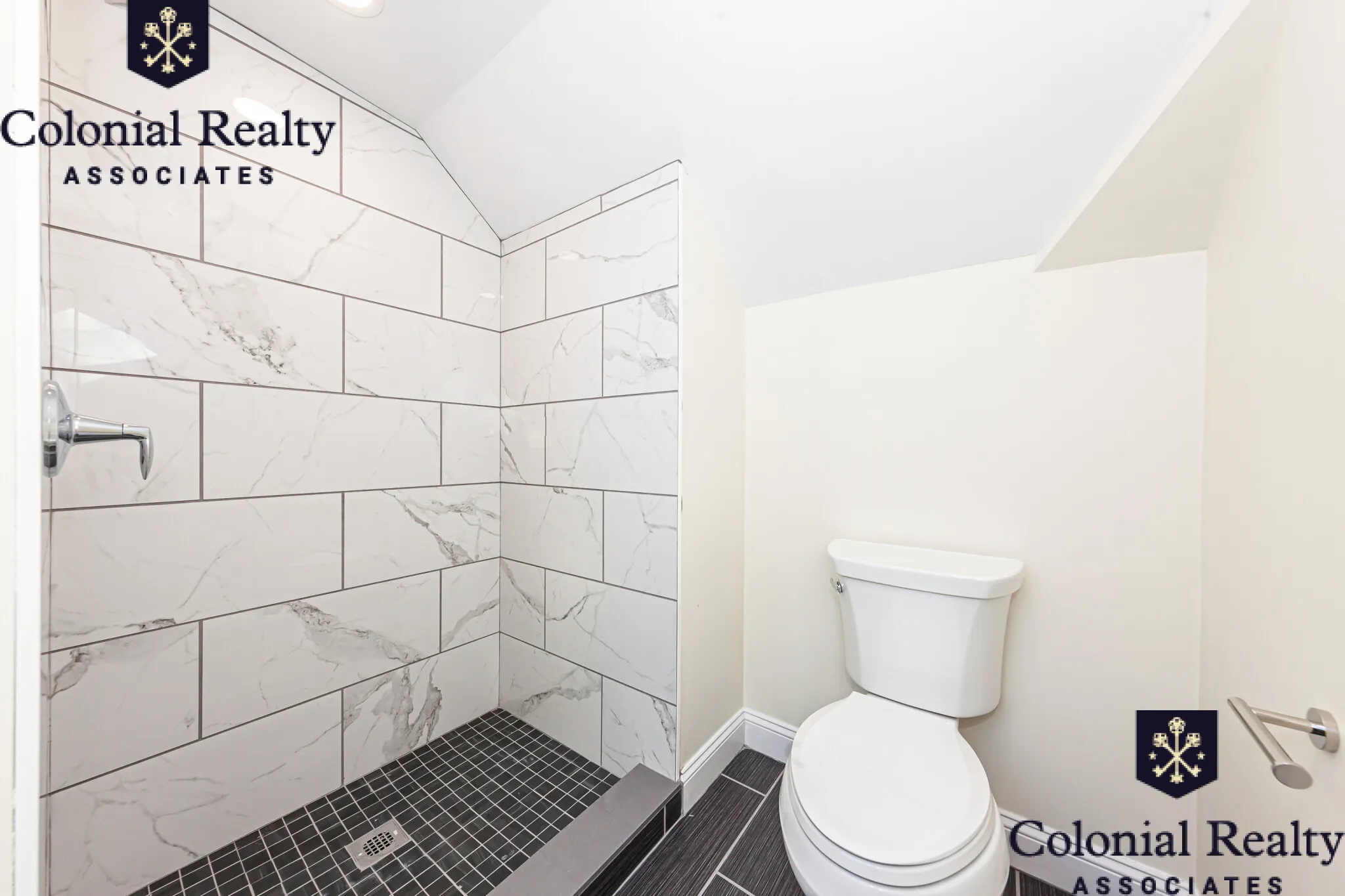 48 Caldwell Rd, West End