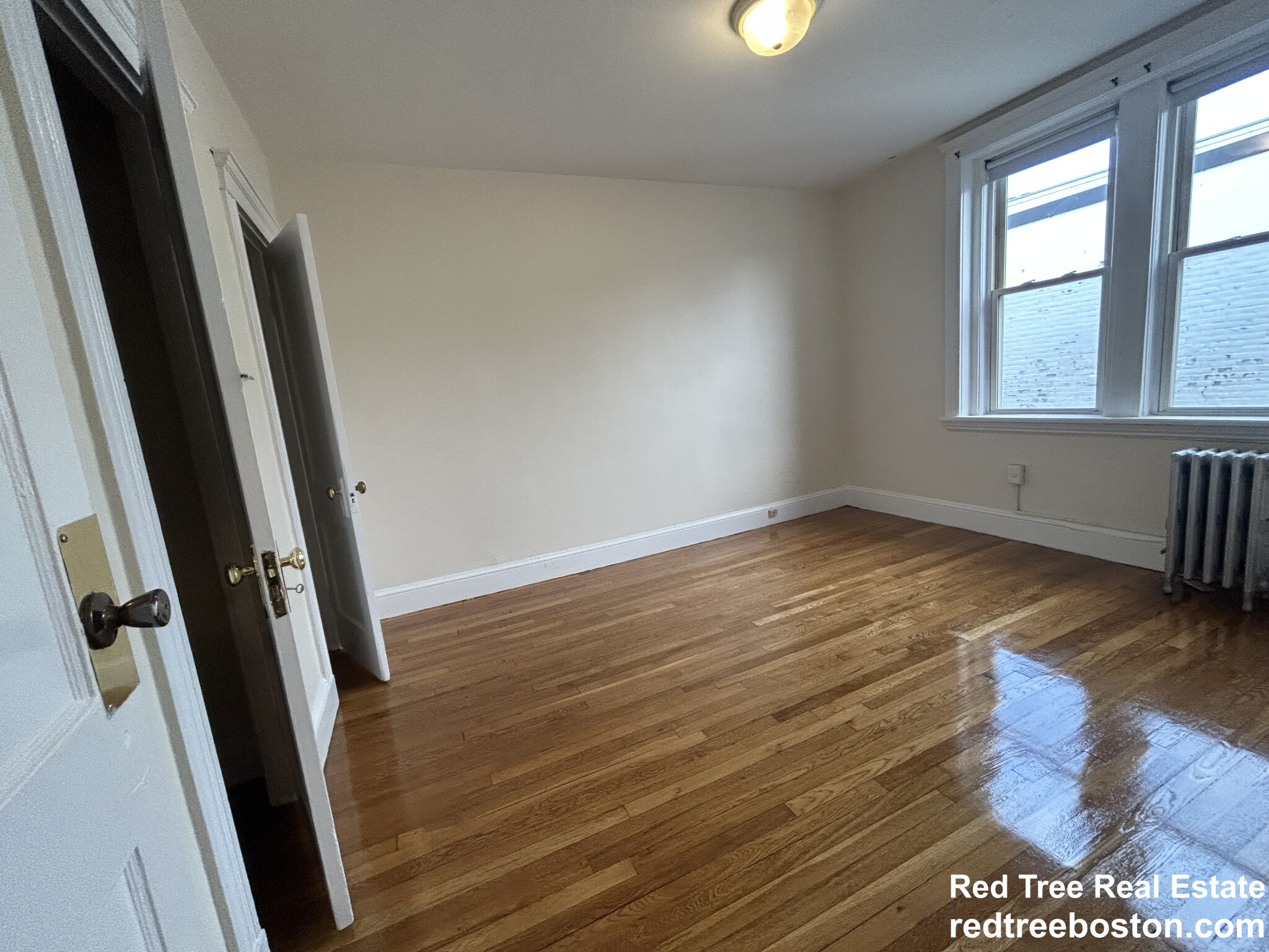 131 Washington St, Brighton