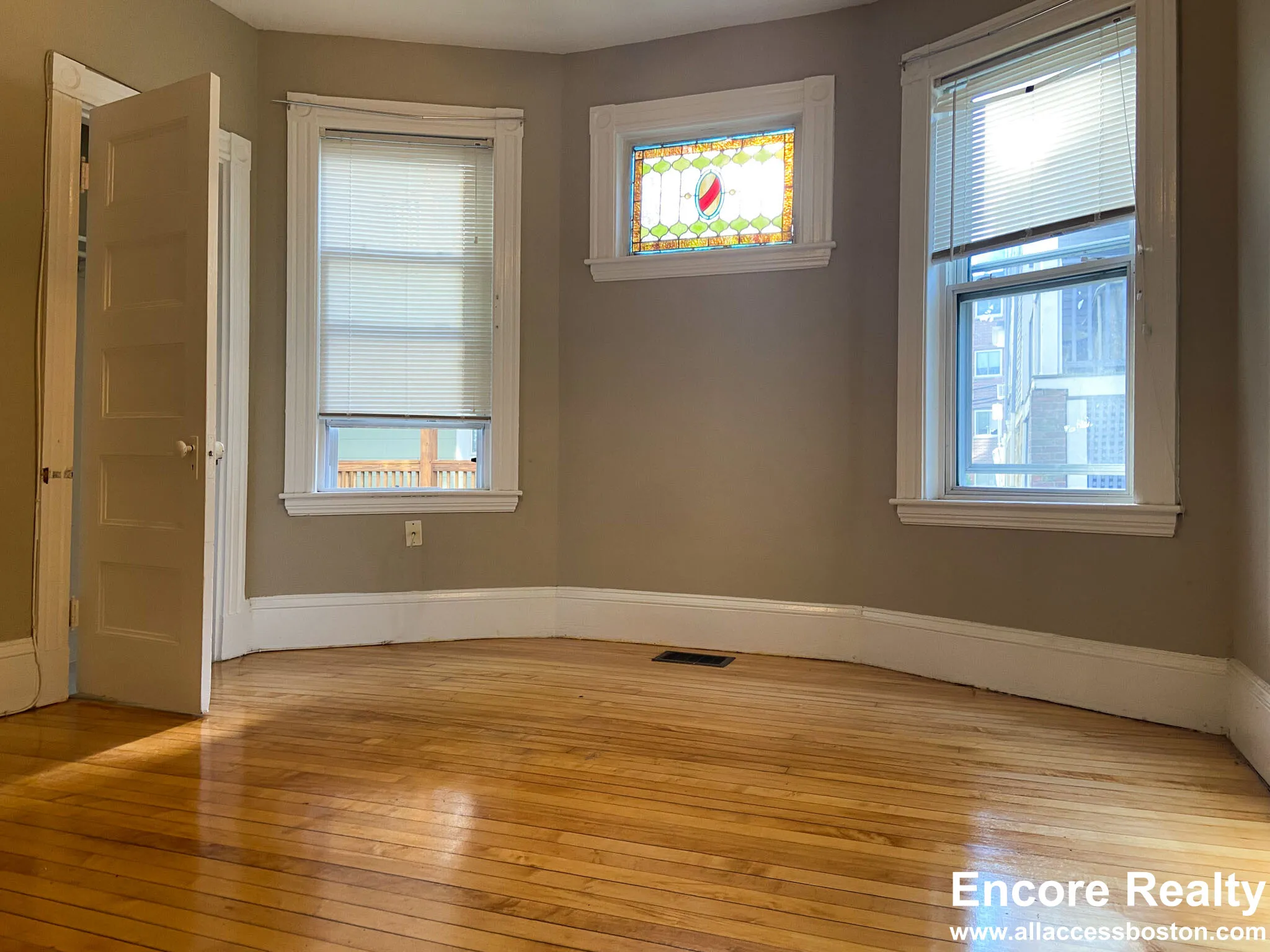 1 Parker Hill Ter, Mission Hill