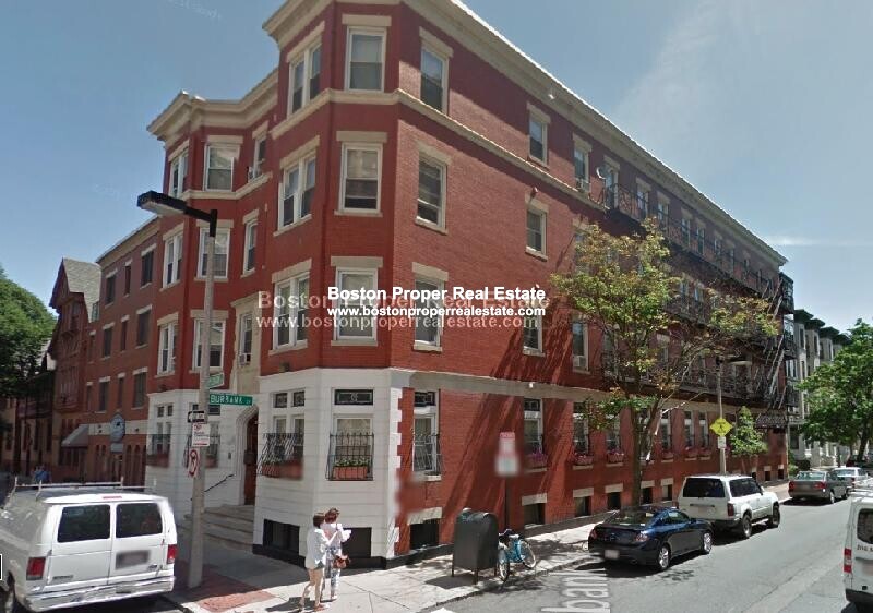 64 Hemenway St, Fenway