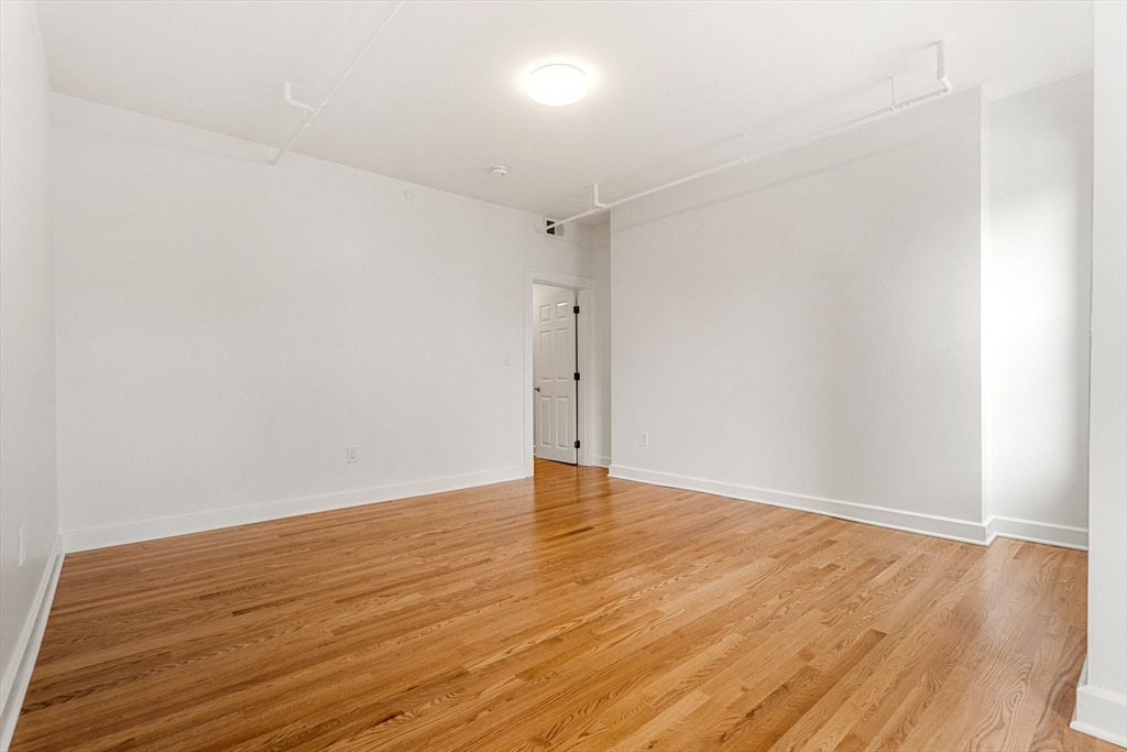 434 Massachusetts Ave, Cambridgeport