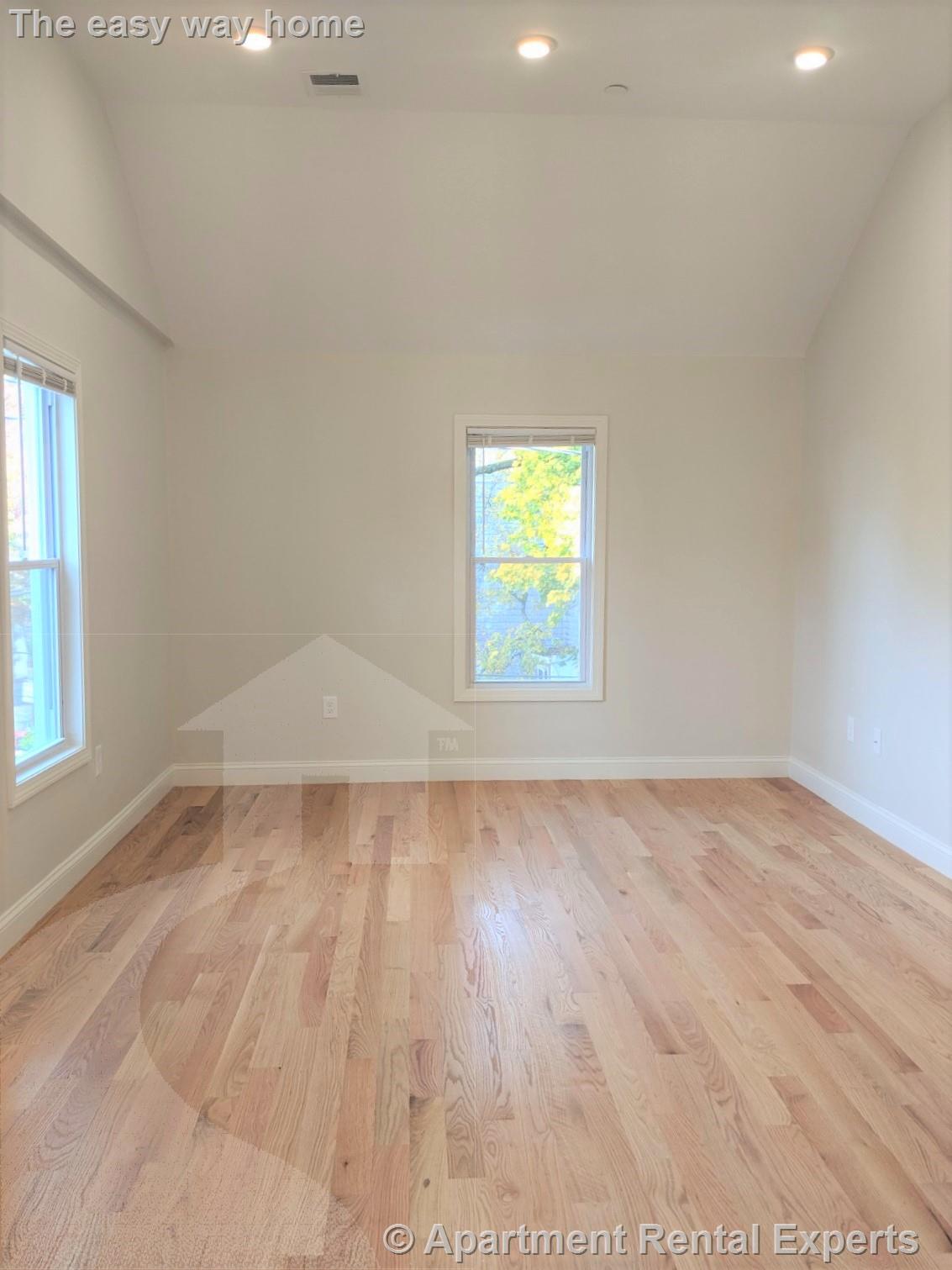 44 Cogswell Ave, Porter Square