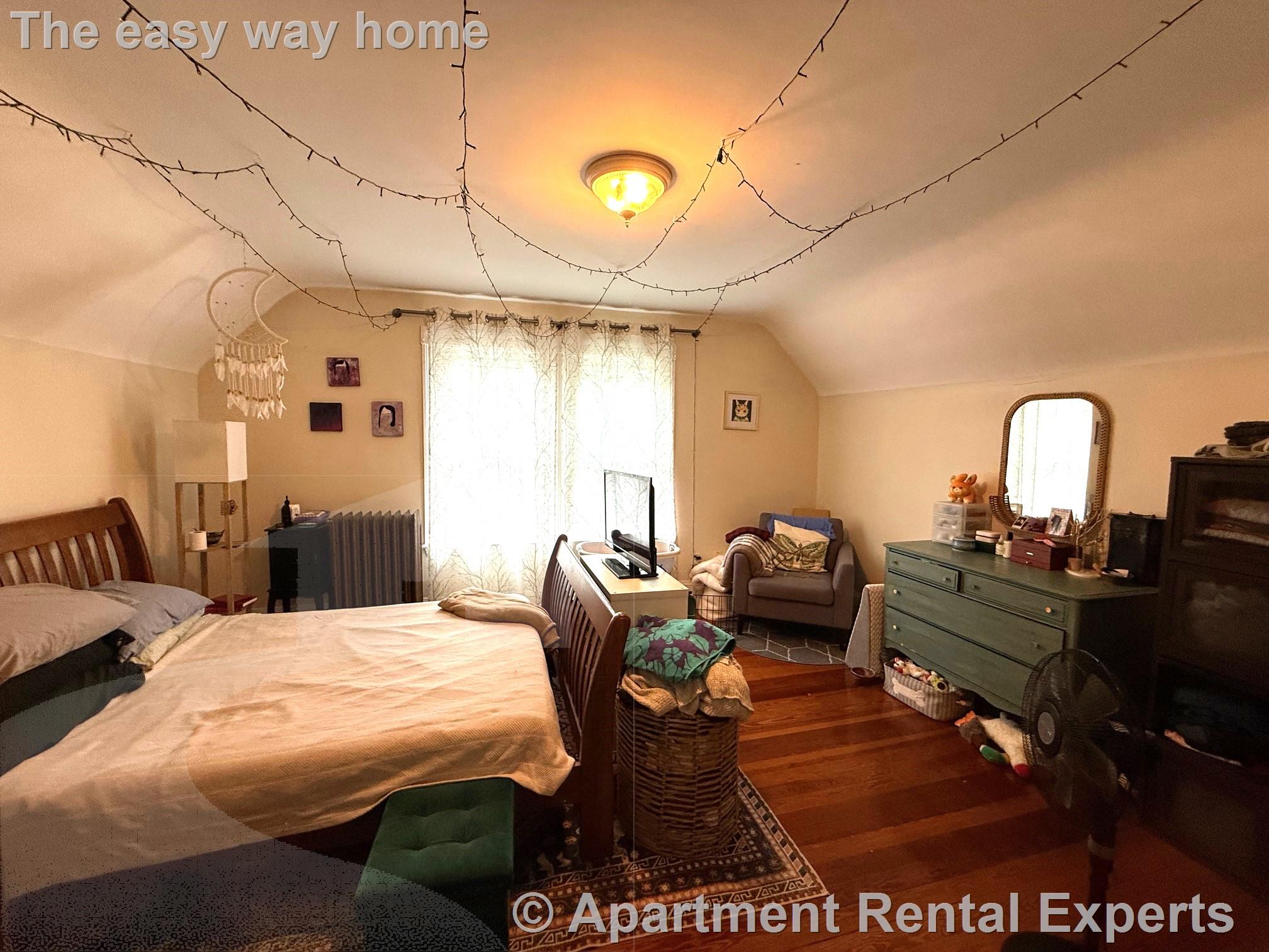 13 Standish St, Huron Village