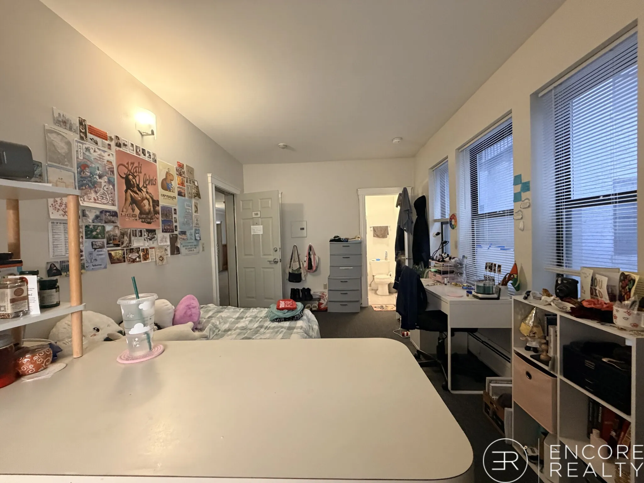 833 Beacon St, Fenway