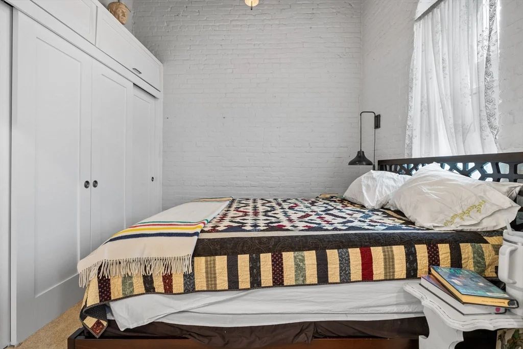 150 Lincoln St, Leather District