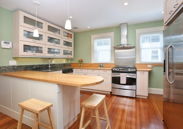 425 Medford St, Winter Hill