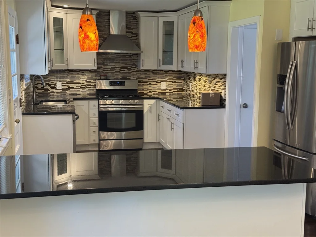 793 Dedham St, Newton