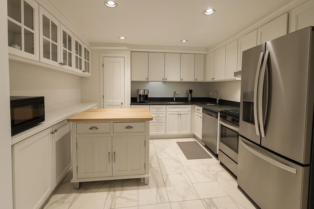 133 Commonwealth Ave, Back Bay