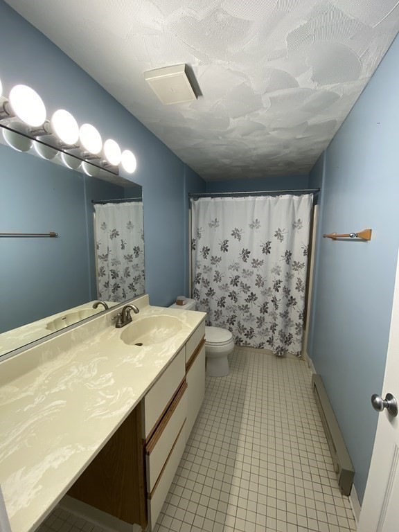 1216 Vfw Pkwy, West Roxbury