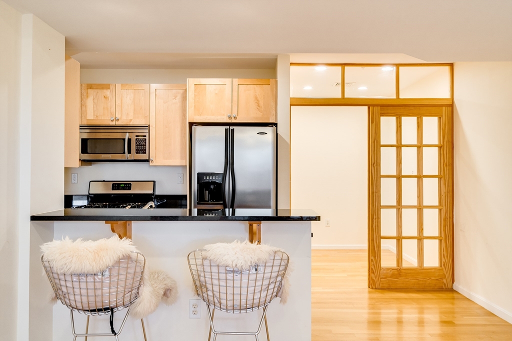 210 Broadway, Everett