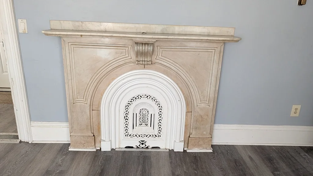 92 N Franklin St, Holbrook